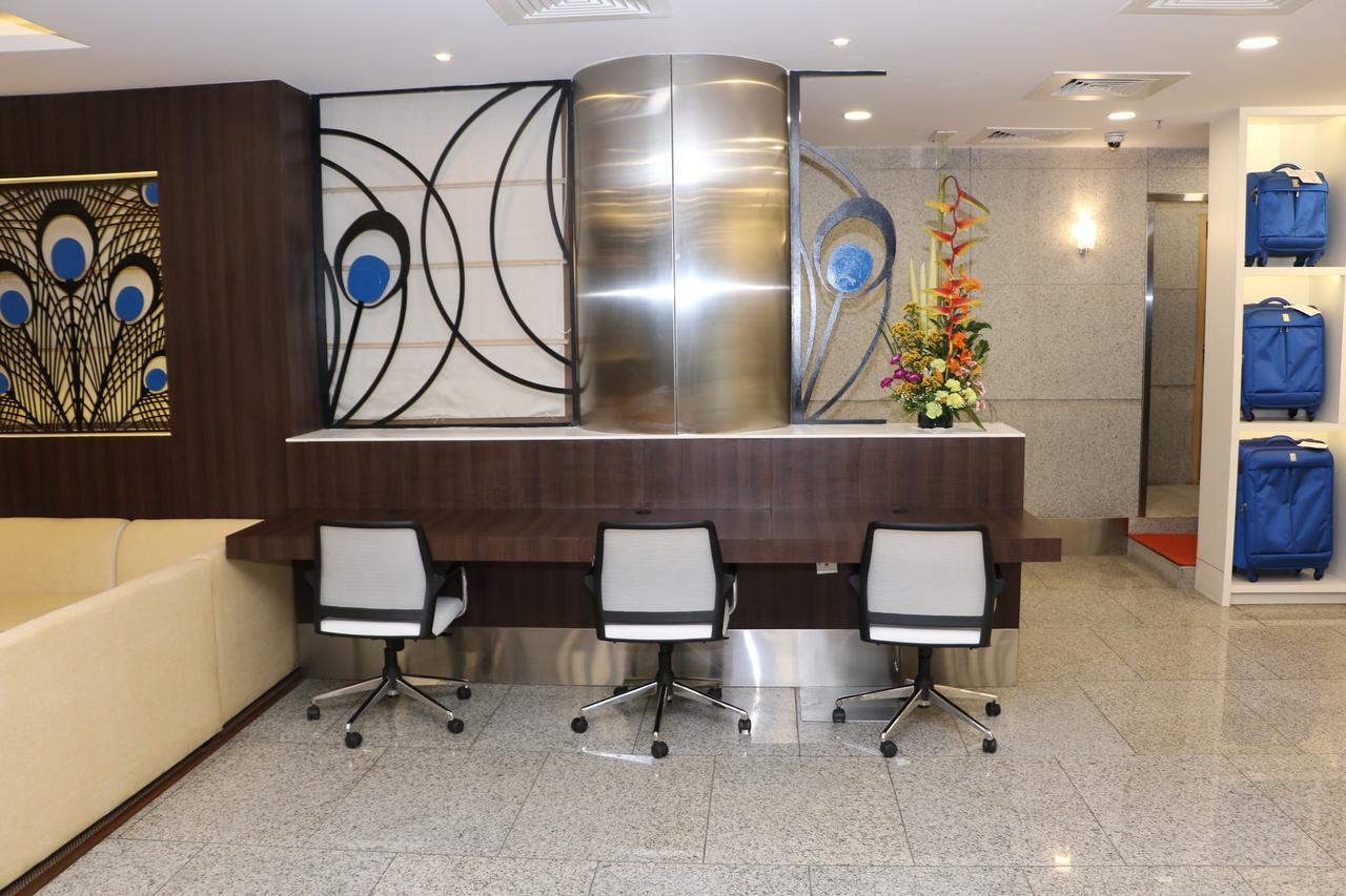 Hôtel Aviserv Lounge à Bombay Extérieur photo