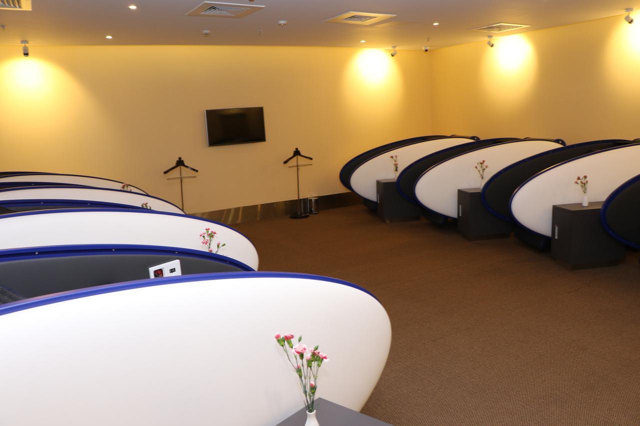 Hôtel Aviserv Lounge à Bombay Extérieur photo